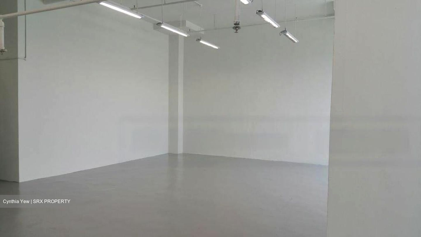 Hola Centre (D14), Factory #455059081